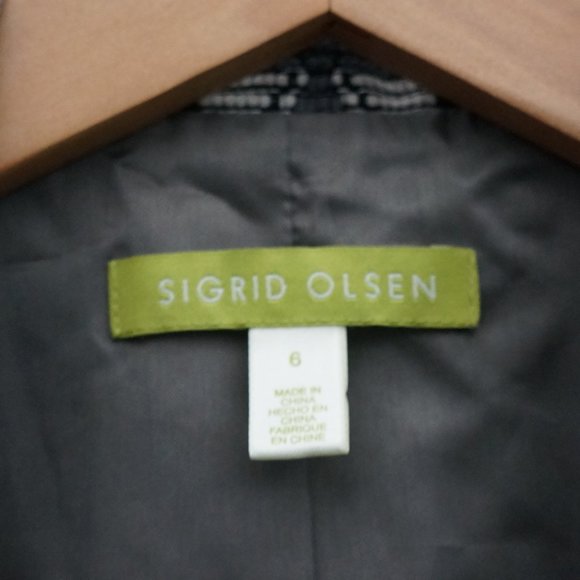 Textured Jacquard Jacket - Picture 2 of 7